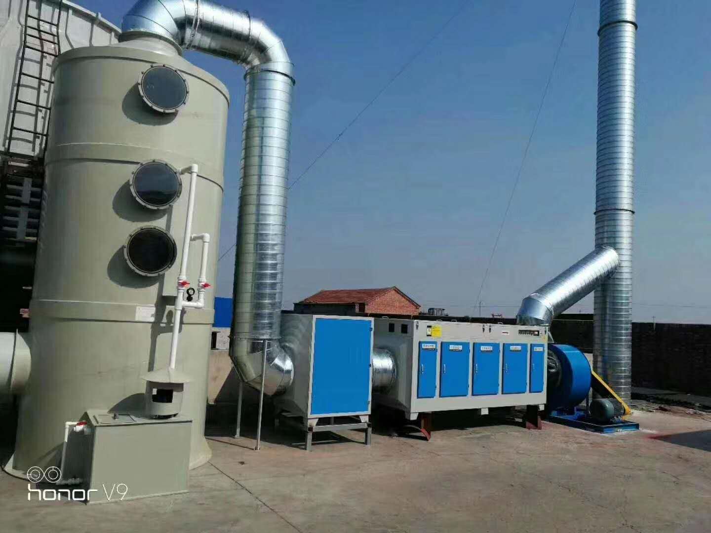 噴淋塔光氧催化設(shè)備安裝圖